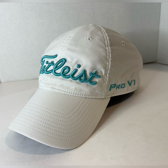Titleist Pro V1 Cap FJ Footjoy- White and Teal Golf Active wear - Picture 1 of 10